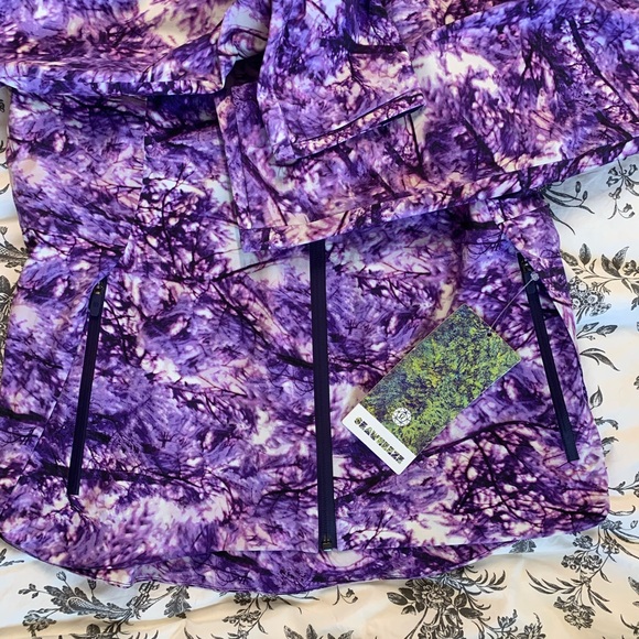 Lululemon the Rain is Calling Seawheeze jacket - Picture 9 of 10